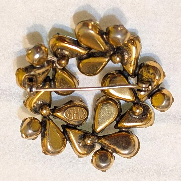 Vintage REGENCY Yellow Rhinestone Green Aurora Borealis AB Rhinestone Brooch Pin - Picture 9 of 11